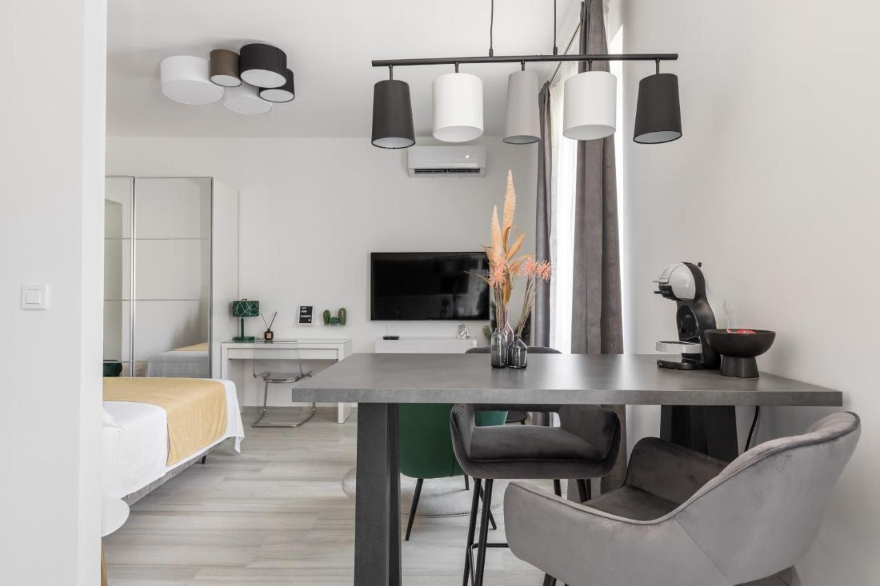 Studio Apartment Home Split Ngoại thất bức ảnh