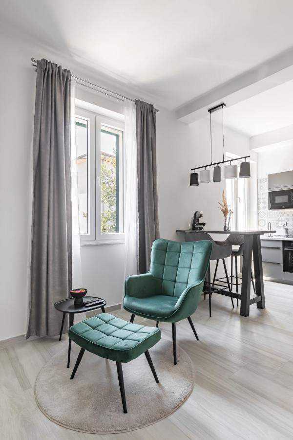 Studio Apartment Home Split Ngoại thất bức ảnh